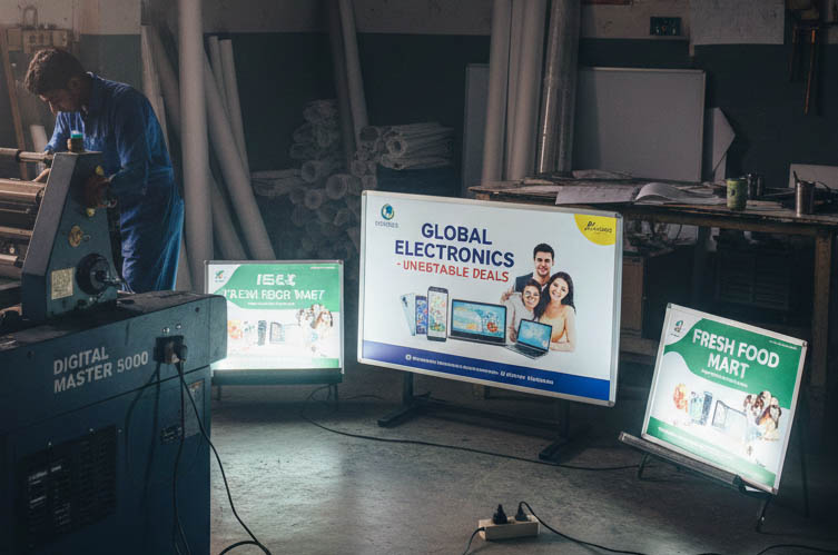 Frontlit Board Printing in delhi ncr