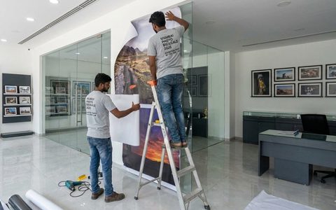 Vinyl pasting indoor installation